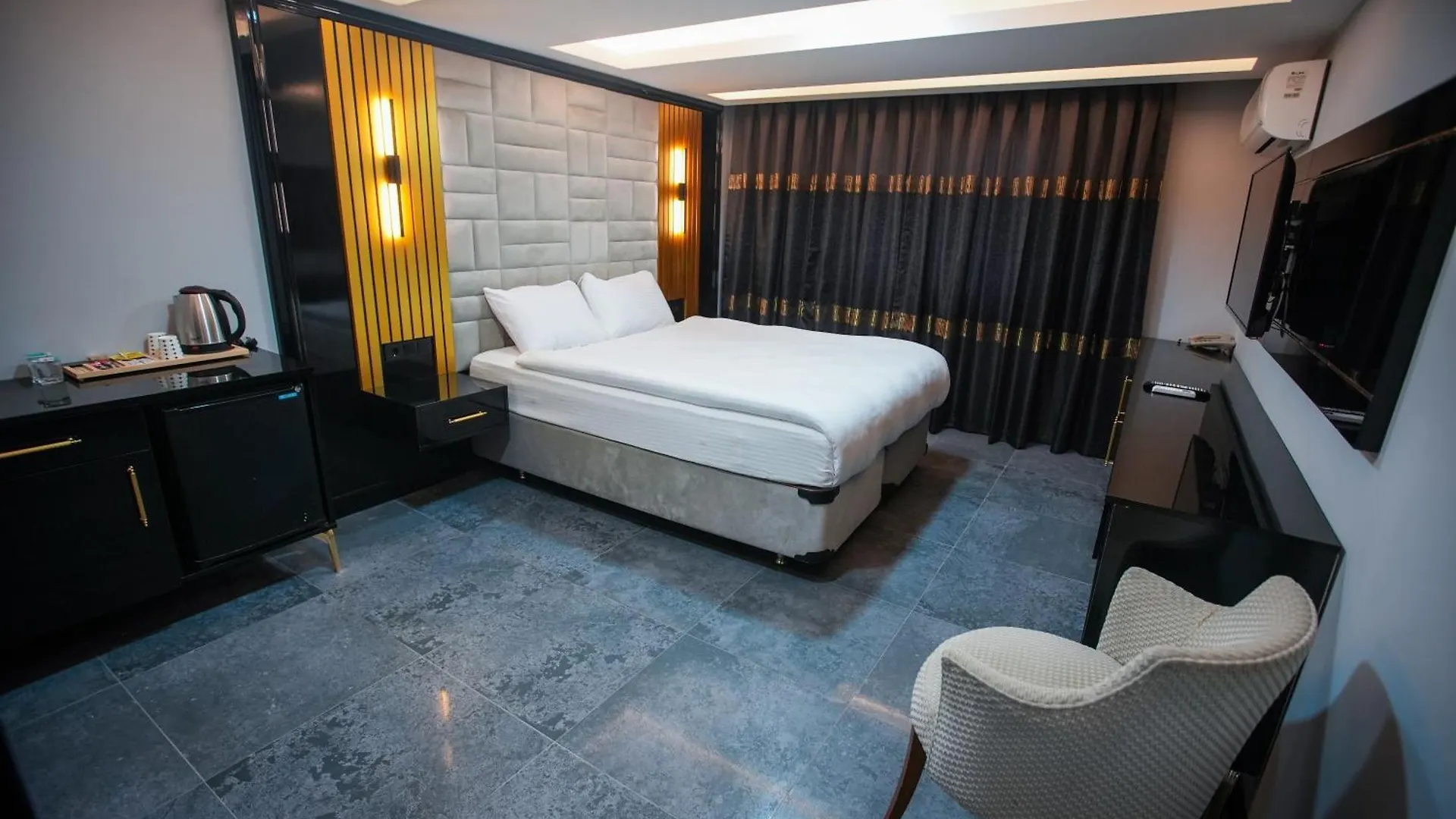 Ky Continental Apartments Izmir